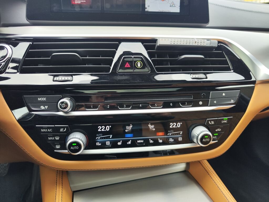 BMW Řada 5 Sedan / Limuzína 3,0 l 235 kw