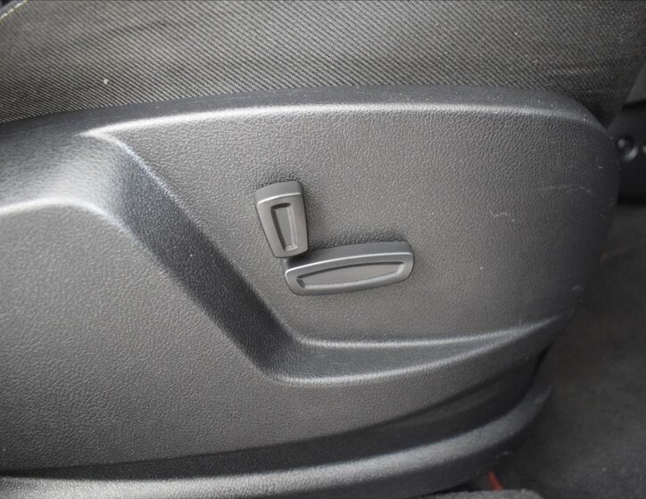 Ford S-MAX MPV 1,6 l 118 kw