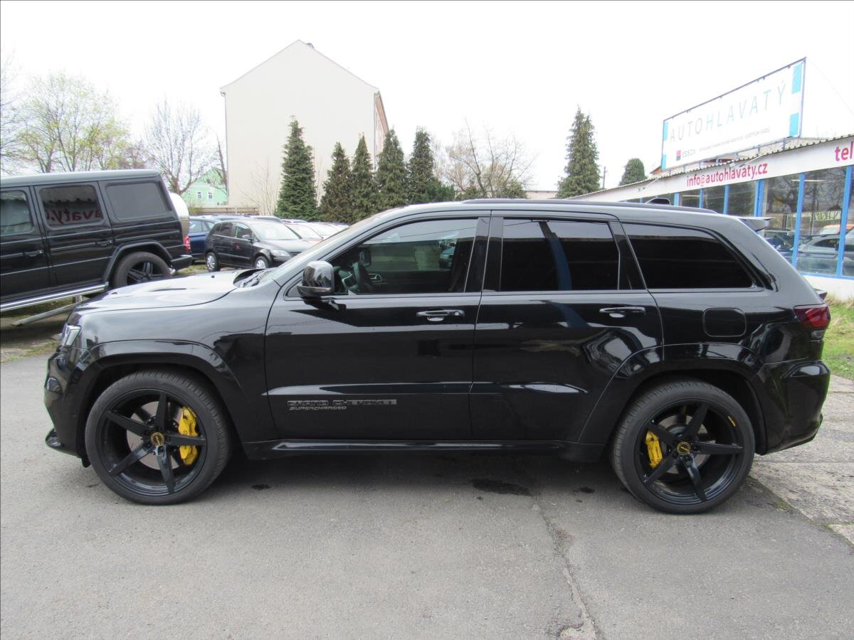 Jeep Grand Cherokee SUV / Terénní 6,2 l 527 kw