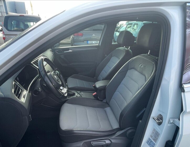 Volkswagen Tiguan 13