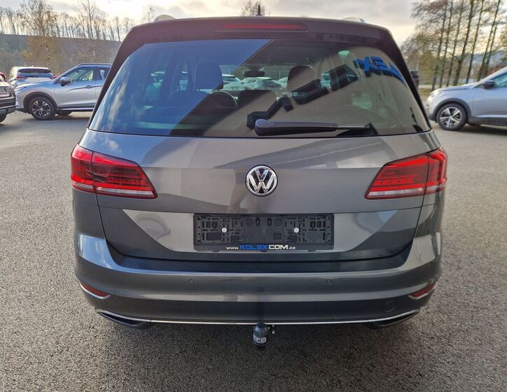 Volkswagen Golf Sportsvan 4