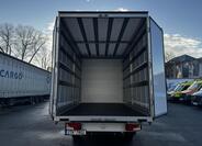 Mercedes-Benz Sprinter 9