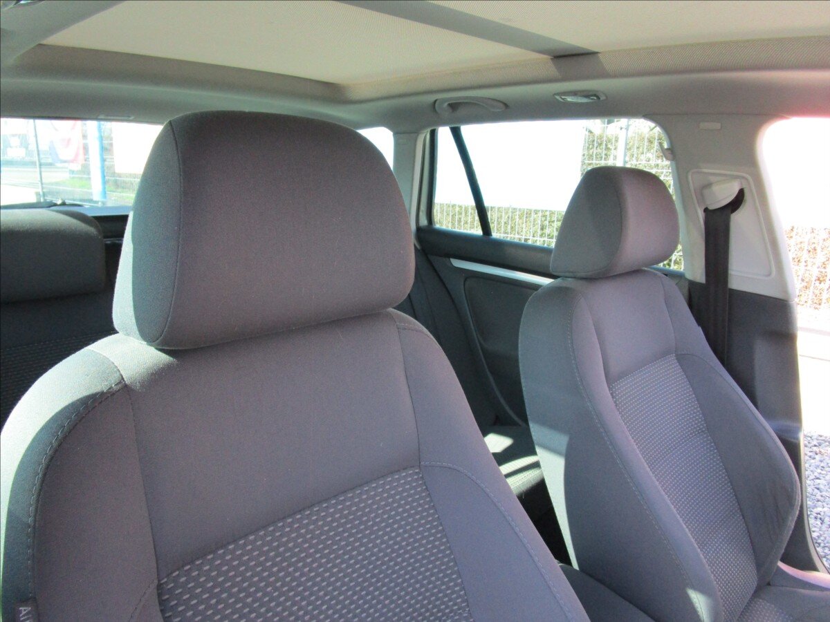 Volkswagen Golf Kombi 1,4 l 90 kw