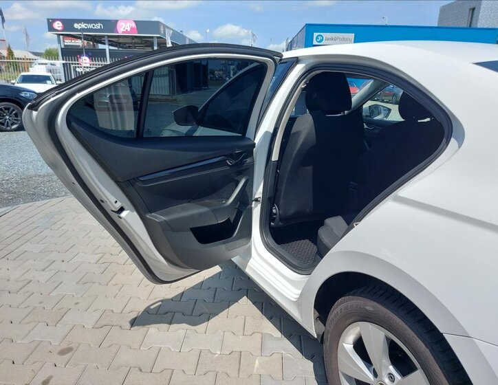 Škoda Octavia Sedan / Limuzína 2,0 l 85 kw