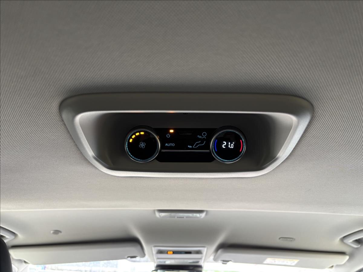 Ford Tourneo Custom MPV 0,0 160 kw