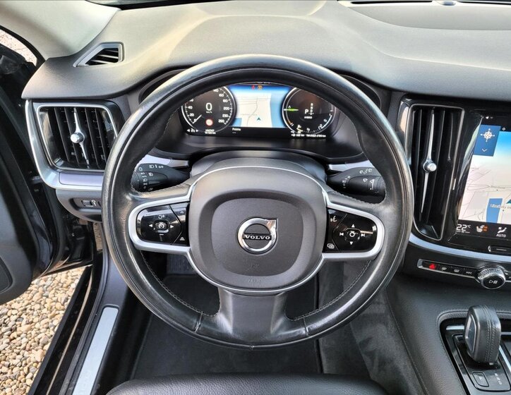 Volvo V60 Kombi 2,0 l 251 kw