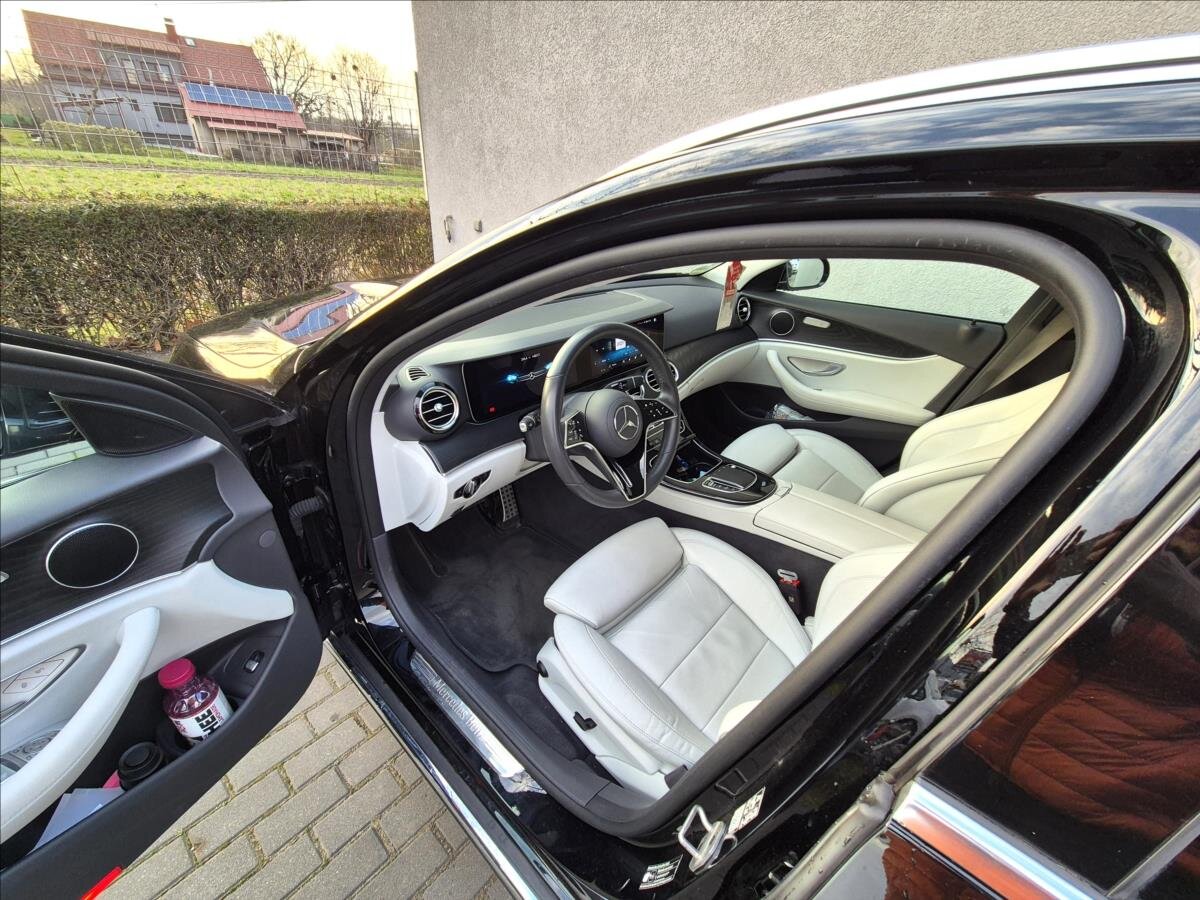 Mercedes-Benz Třídy E Kombi 2,9 l 243 kw