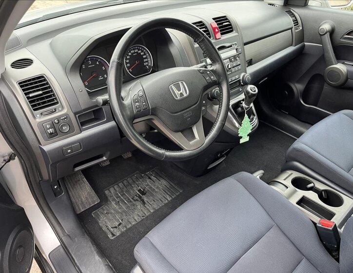 Honda CR-V 9