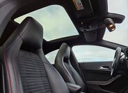 Mercedes-Benz CLA Sedan / Limuzína 1,8 l 100 kw