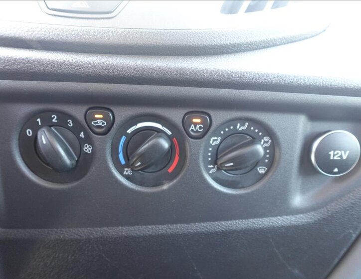 Ford Transit Ostatní 2,2 l 74 kw