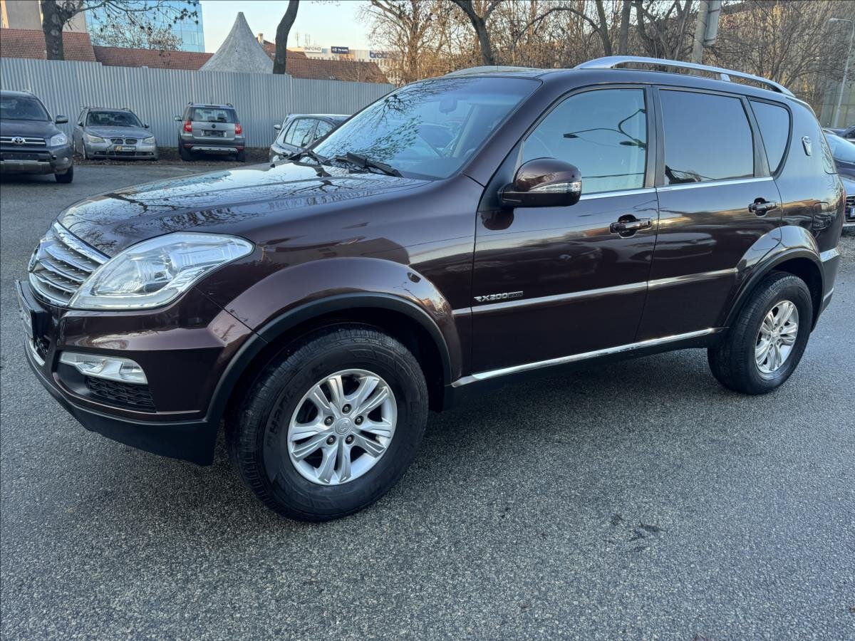 SsangYong Rexton SUV 2,0 l 114 kw