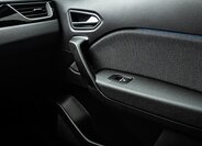 Mitsubishi Grandis SUV / Terénní 1,3 l 104 kw