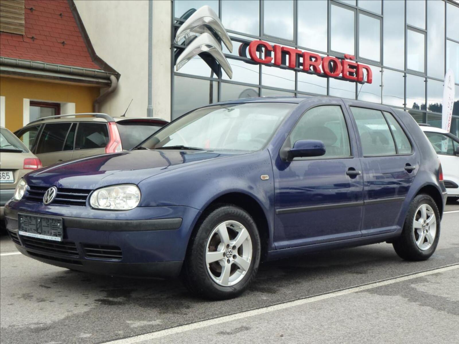 Volkswagen Golf 1