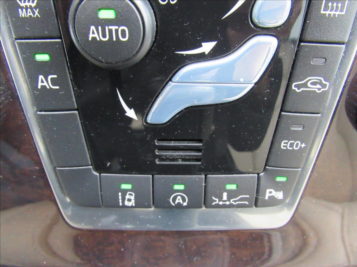 Volvo S80 Sedan / Limuzína 2,0 l 133 kw