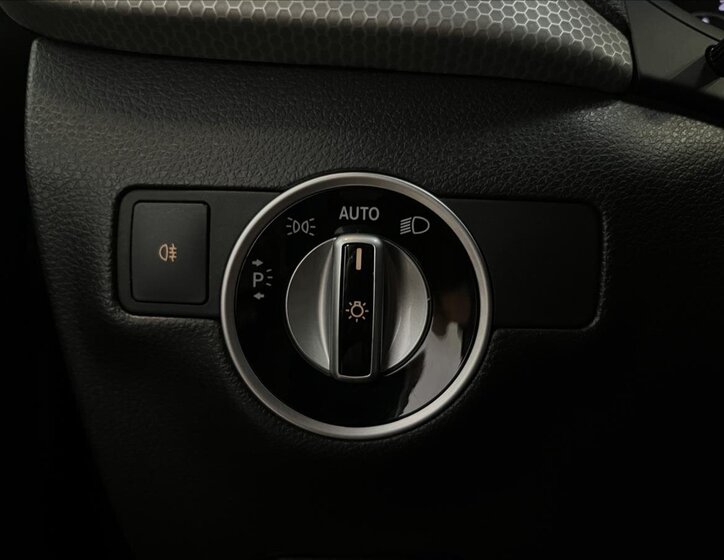 Mercedes-Benz Třídy B Hatchback 1,8 l 100 kw