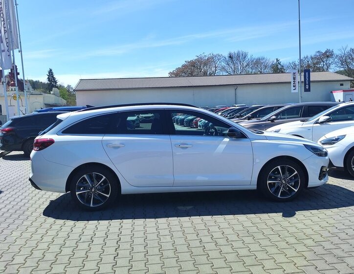 Hyundai i30 Kombi 1,5 l 103 kw