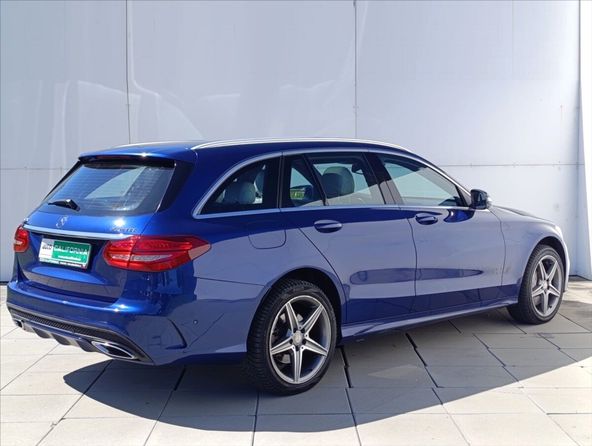 Mercedes-Benz Třídy C Kombi 2,1 l 150 kw