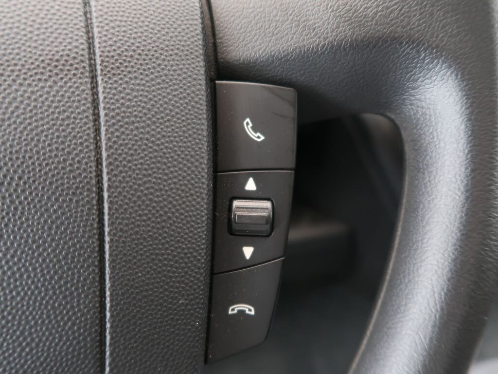 Opel Movano Skříň 2,2 l 103 kw