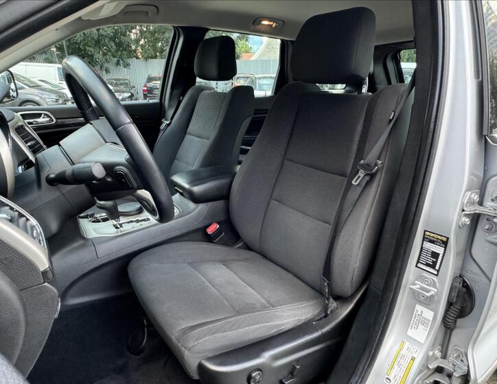 Jeep Grand Cherokee 29
