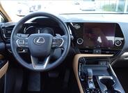 Lexus NX 450h plus 9