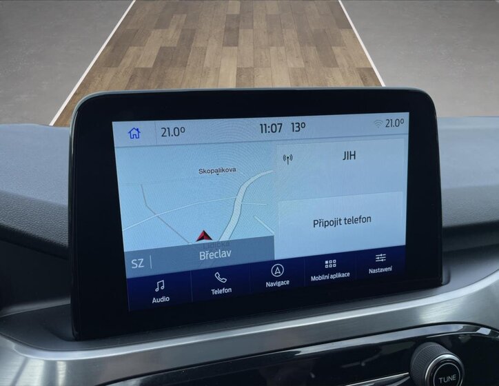 Ford Kuga SUV / Terénní 1,5 l 88 kw