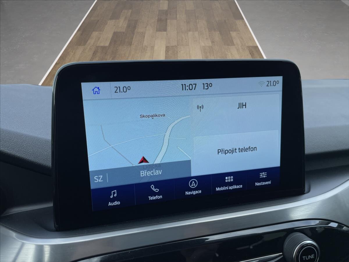 Ford Kuga SUV / Terénní 1,5 l 88 kw