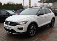 Volkswagen T-Roc CUV / Crossover 1,5 l 110 kw