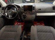 Volkswagen Multivan 29