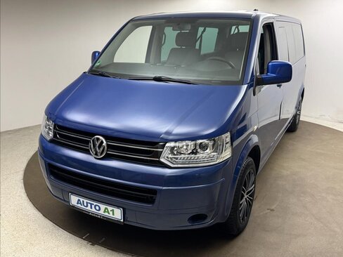 Volkswagen Transporter Kombi 2,5 l 96 kw