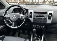 Mitsubishi Outlander SUV 2,3 l 130 kw