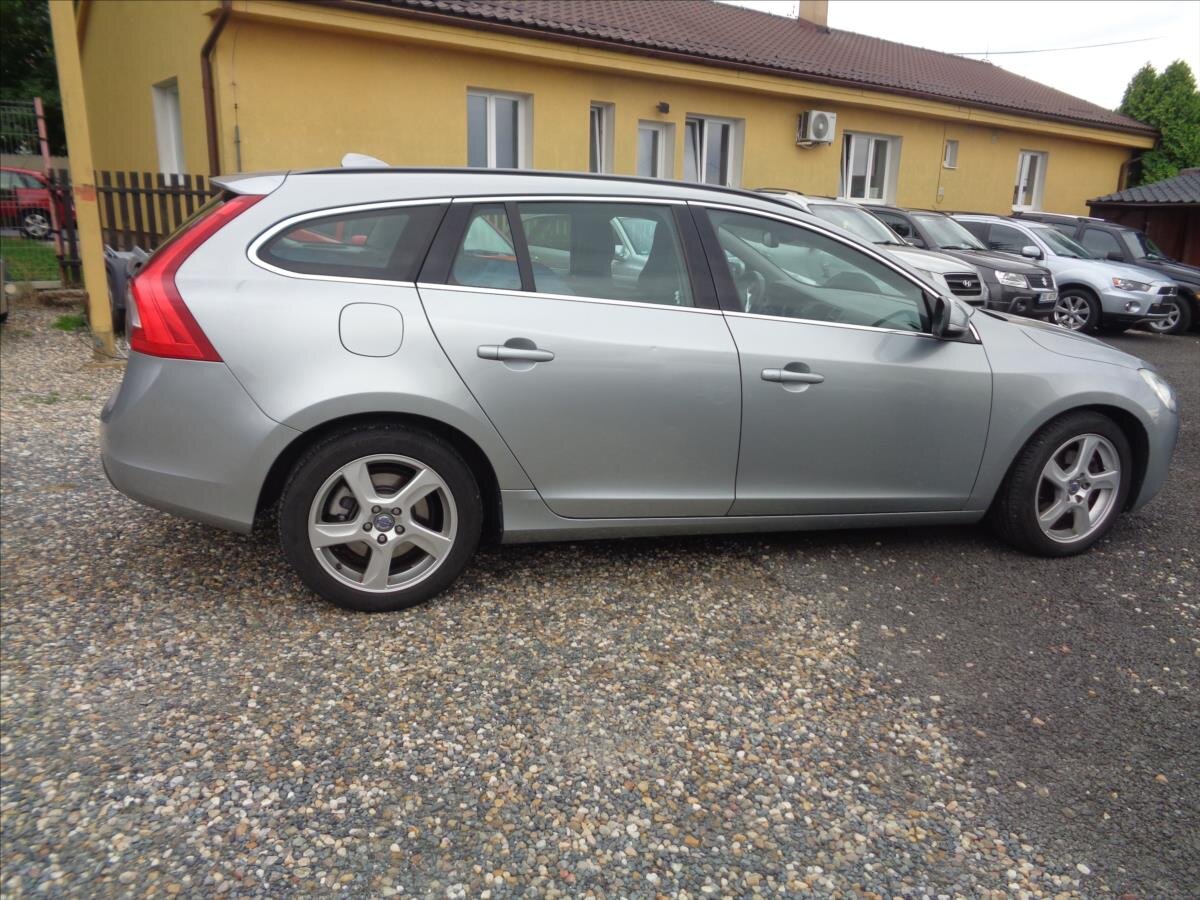Volvo V60 Kombi 1,6 l 84 kw