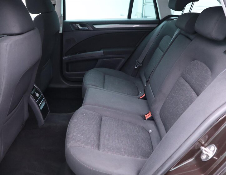 Škoda Superb Kombi 2,0 l 103 kw