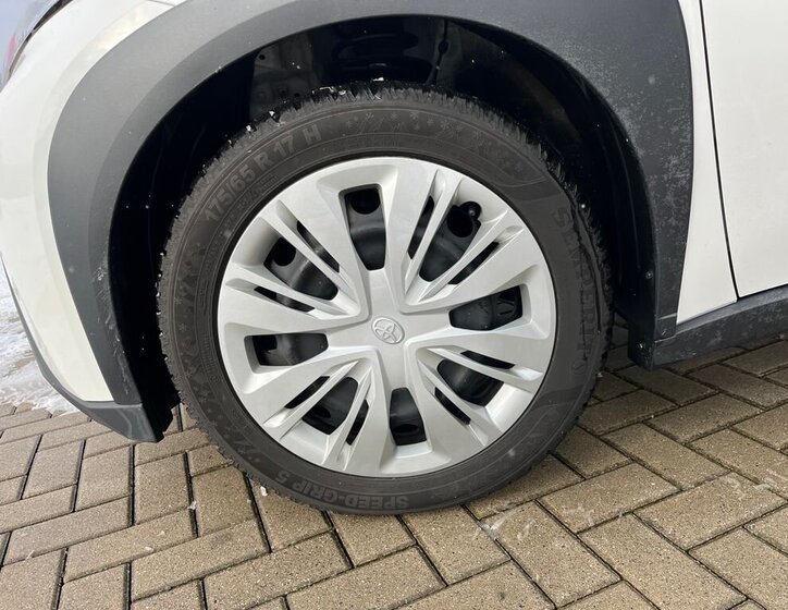 Toyota Aygo Hatchback 998,0 53 kw