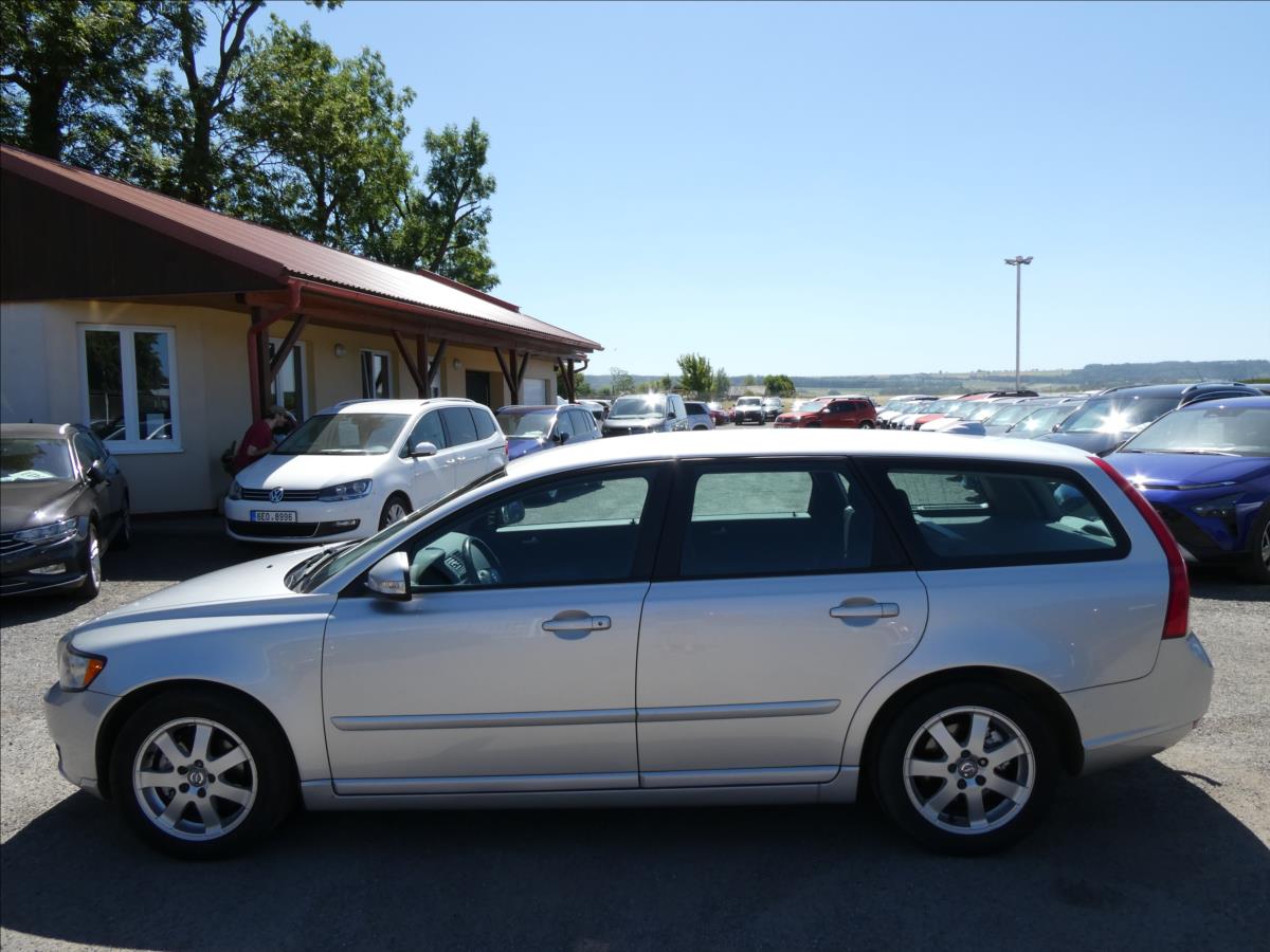 Volvo V50