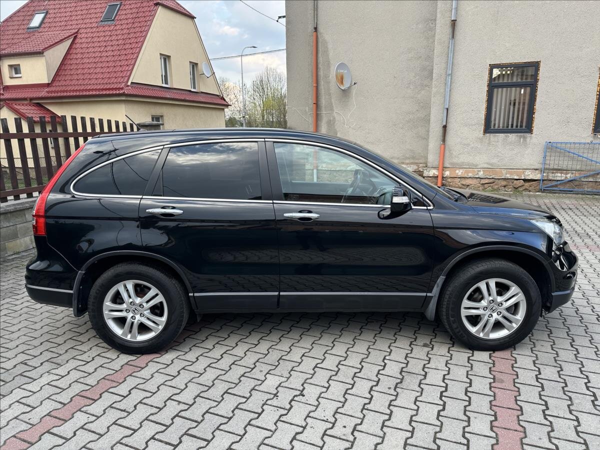 Honda CR-V SUV / Terénní 2,0 l 110 kw