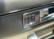 Land Rover Discovery 49