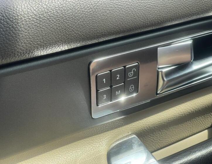 Land Rover Discovery 49