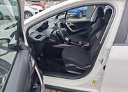 Peugeot 2008 SUV / Terénní 1,2 l 60 kw