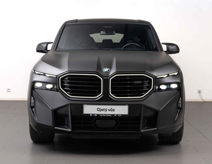 BMW XM SUV / Terénní 3,0 l 350 kw