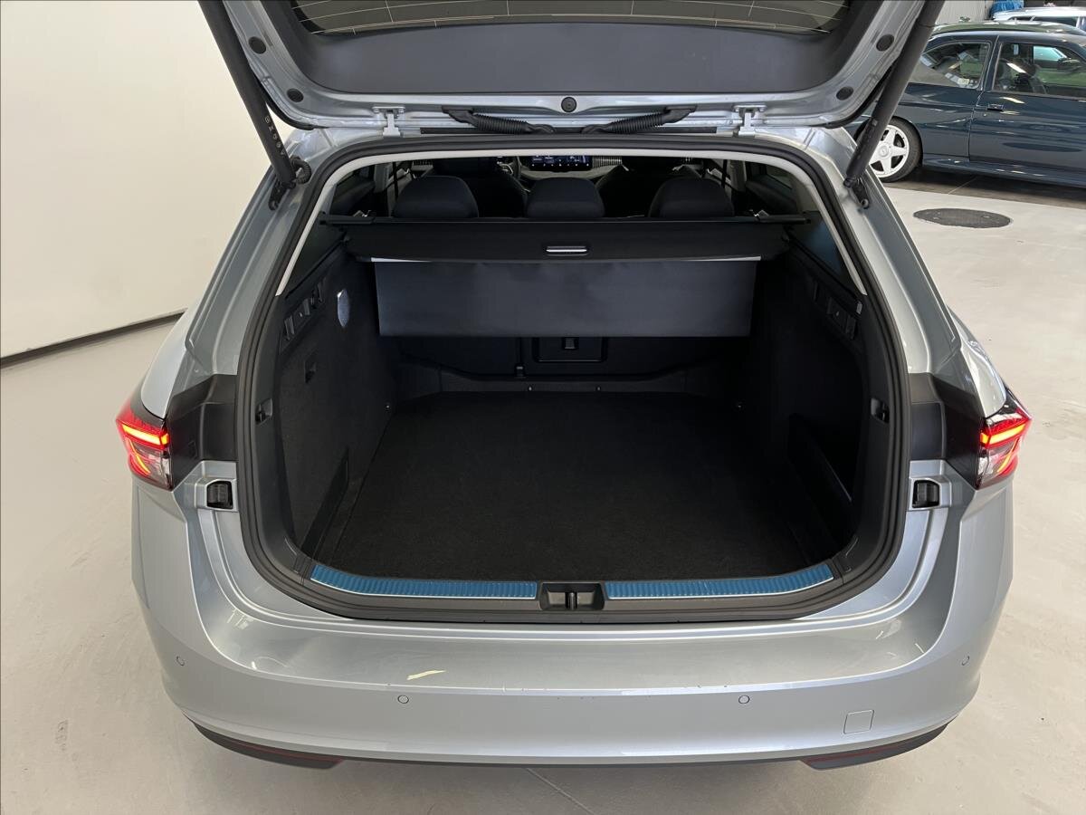 Škoda Superb Kombi 2,0 l 110 kw