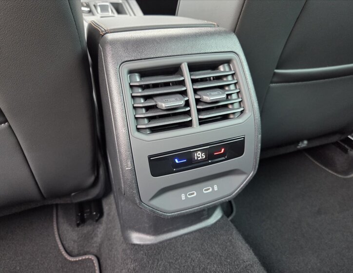 Cupra Formentor SUV / Terénní 2,0 l 140 kw