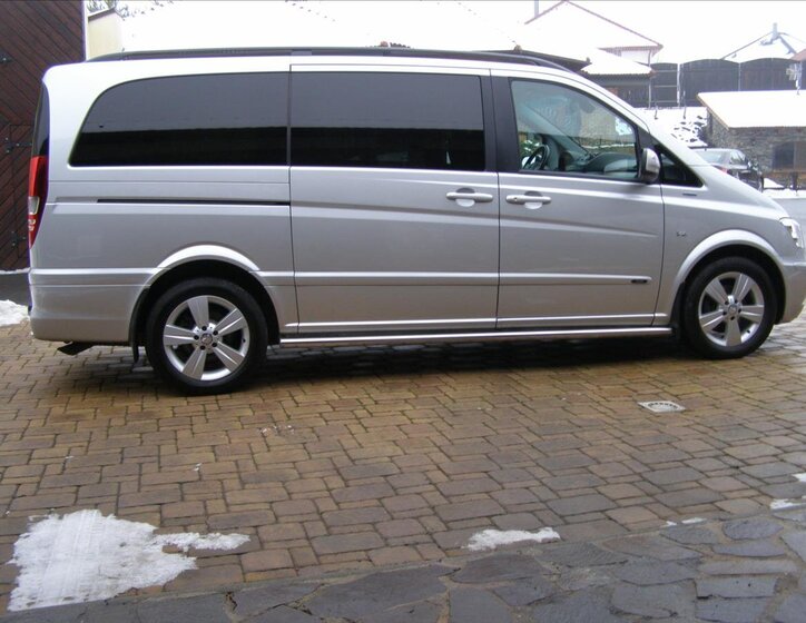 Mercedes-Benz Viano Kombi 3,0 l 165 kw