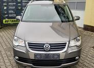 Volkswagen Touran 2