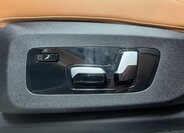 BMW X7 SUV / Terénní 3,0 l 250 kw