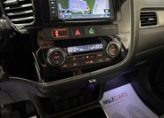 Mitsubishi Outlander SUV / Terénní 2,3 l 110 kw