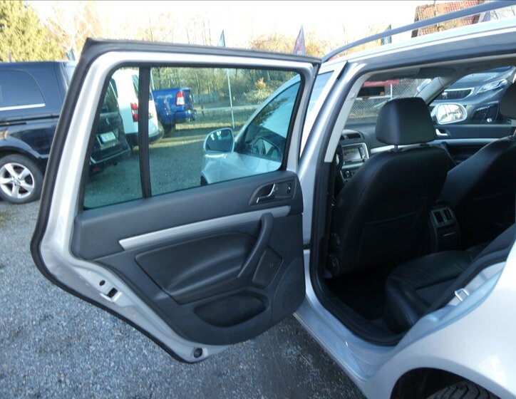 Škoda Octavia Kombi 2,0 l 103 kw