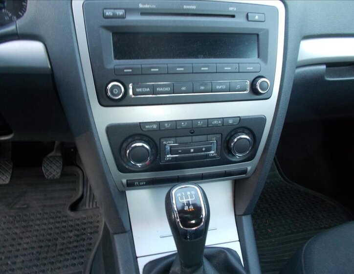 Škoda Octavia 22