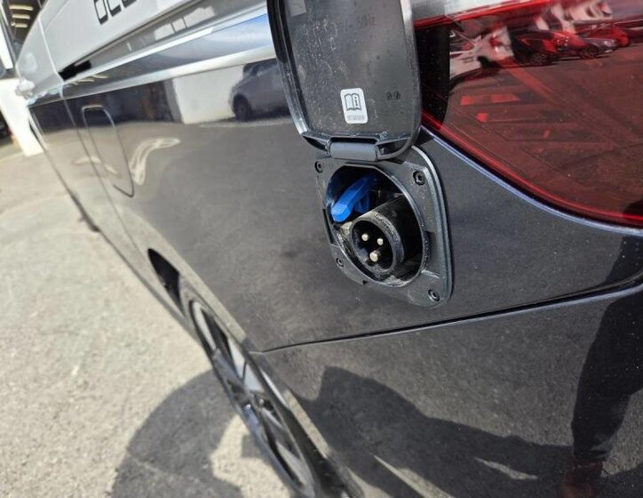 Volkswagen California VAN-Minibus 2,0 l 110 kw