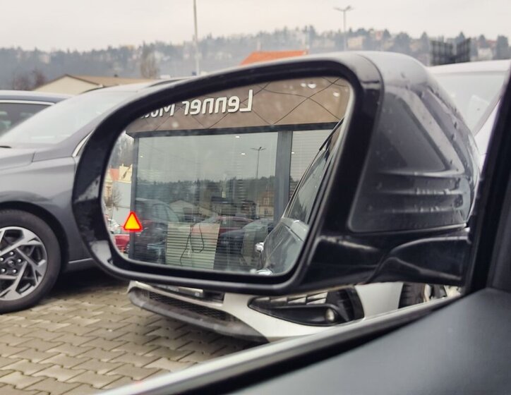 Mercedes-Benz Třídy E Sedan 3,0 l 190 kw