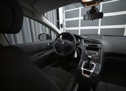 Peugeot 5008 MPV 1,6 l 88 kw